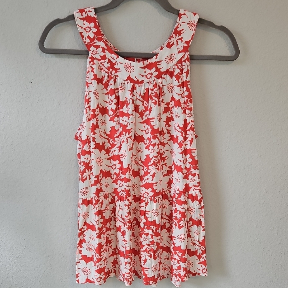 LOFT Red and White Floral Sleeveless Blouse
